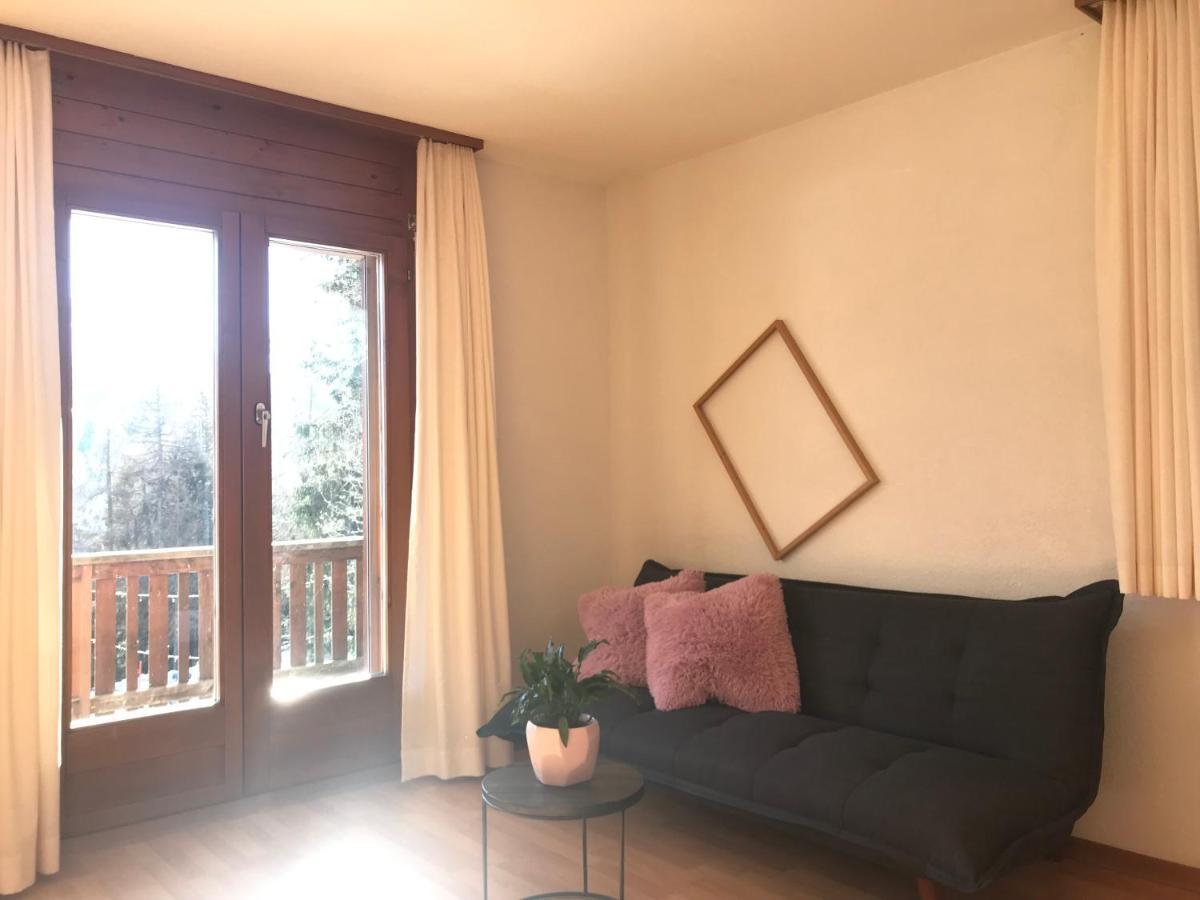 Laerchenwald Lodge Bellwald Bagian luar foto