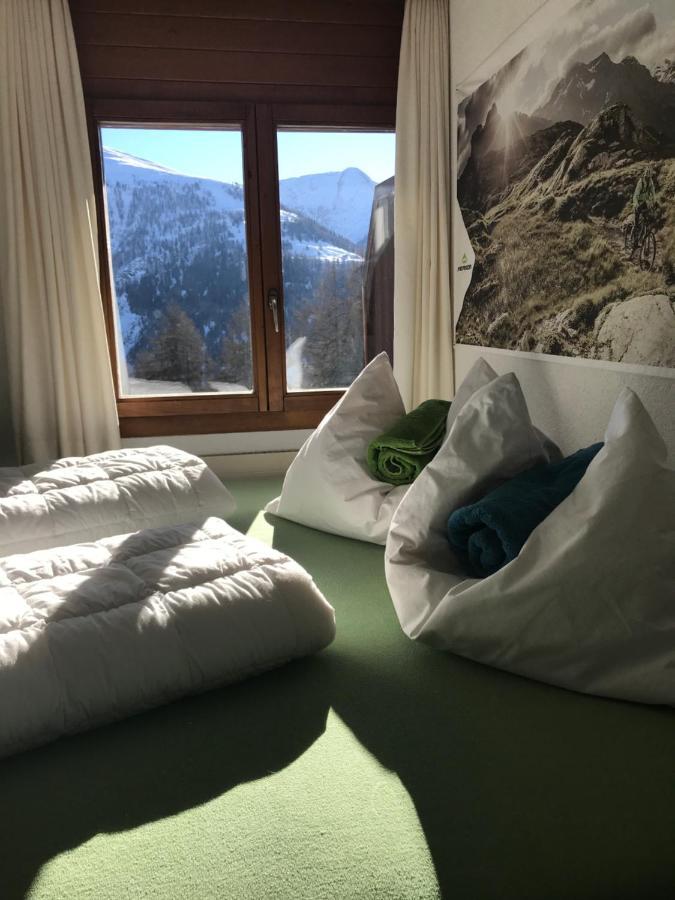 Laerchenwald Lodge Bellwald Bagian luar foto