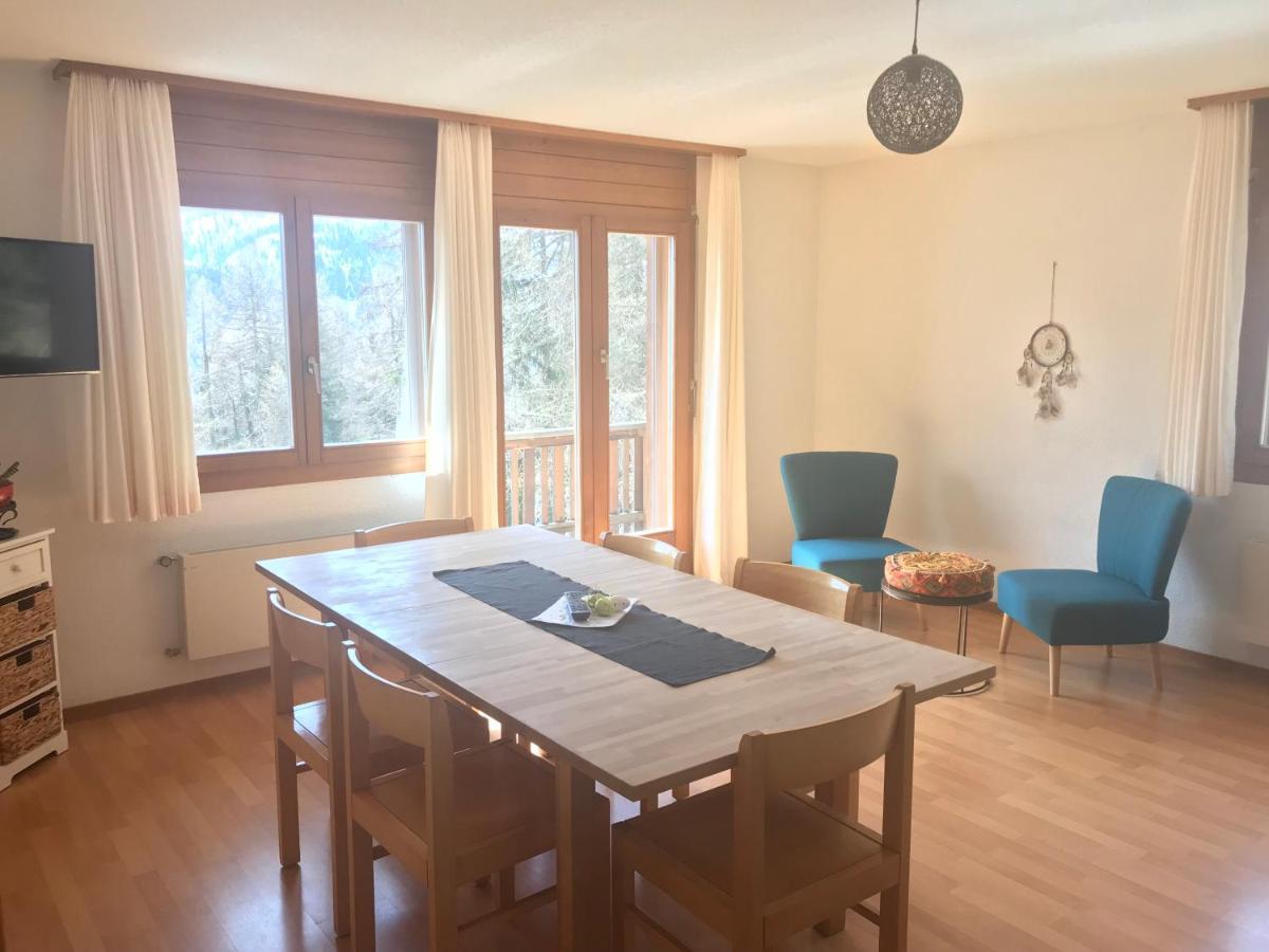 Laerchenwald Lodge Bellwald Bagian luar foto